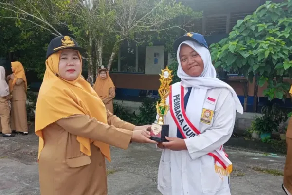 Juara 3 Lomba Bercerita SMTI EXPO 2026 yang
