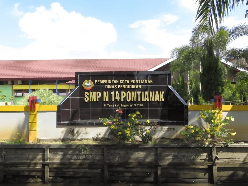 Lingkungan Sekolah 1